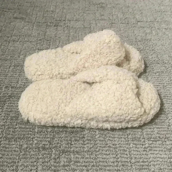 ASOS Zeve twist slider slippers - Picture 2 of 5